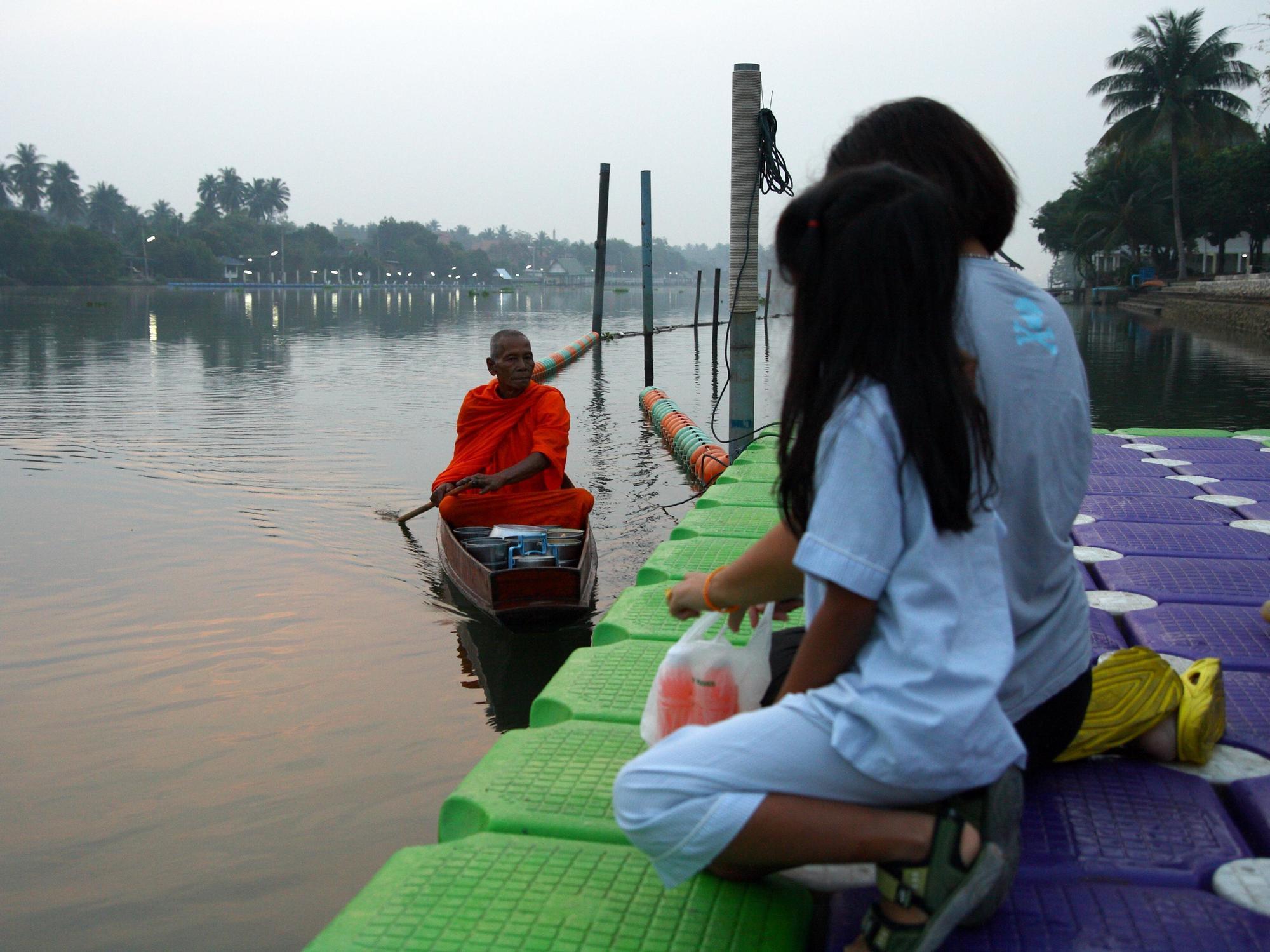 Maeklong Marina Resort Ratchaburi ภายนอก รูปภาพ